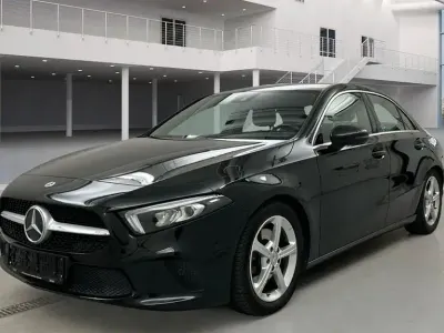 Gebraucht Mercedes A220 190 PS (139 kW) 2022 Schwarz Limousine