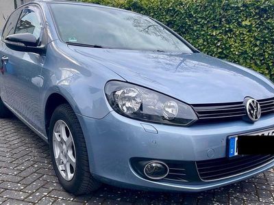 Gebraucht VW Golf VI Style 86 PS (63 kW) 2011 Blau Kleinwagen