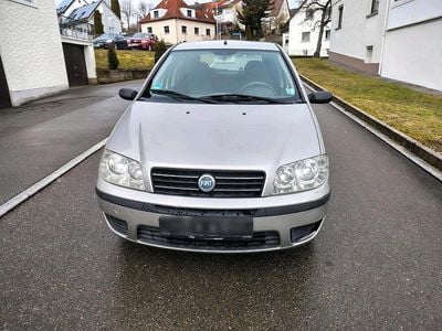 Gebraucht Fiat Punto 60 PS (44 kW) 2005 Grau Kleinwagen