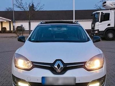 Gebraucht Renault Mégane III Bose Edition 110 PS (80 kW) 2016 Weiß Kombi