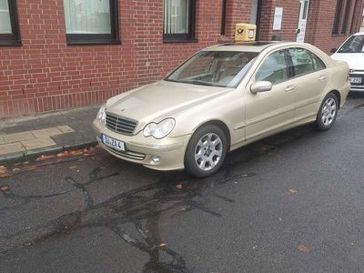 Mercedes C270