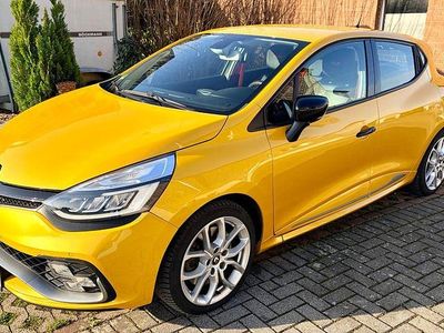 Gebraucht Renault Clio IV R.S. 200 PS (147 kW) 2018 Gelb Limousine