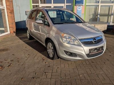 Gebraucht Opel Zafira Edition 97 PS (71 kW) 2008 Starsilber iii m2 Van / Kleinbus