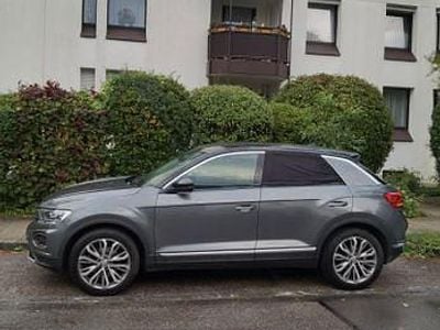 Gebraucht VW T-Roc IQ Drive 150 PS (110 kW) 2019 Grau SUV