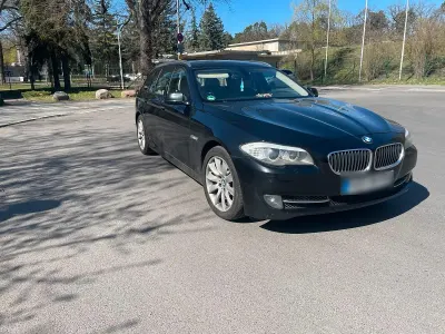 Gebraucht BMW 525 204 PS (150 kW) 2012 Blau Kombi