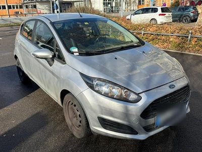 Gebraucht Ford Fiesta 75 PS (55 kW) 2016 Grau Coupé