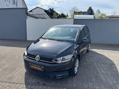 Usata VW Touran Trendline 116 CV (85 kW) 2018 Nero Monovolume