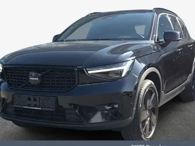Gebraucht Volvo XC40 Plus 163 PS (119 kW) 2025 Schwarz SUV
