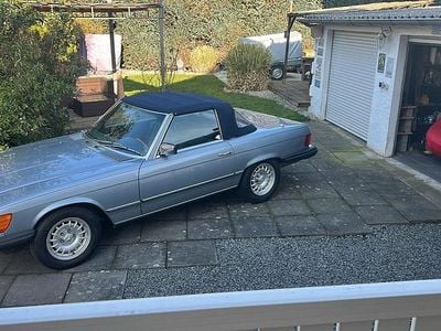 Gebraucht Mercedes SL380 158 PS (116 kW) 1981 Blau Cabrio