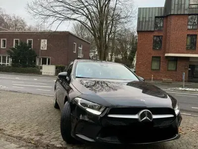 Gebraucht Mercedes A250 Advanced 218 PS (160 kW) 2022 Schwarz Limousine
