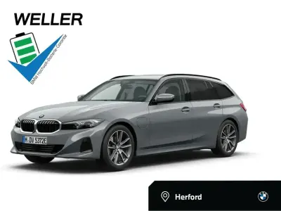 Gebraucht BMW 330e Comfort Edition 292 PS (214 kW) 2025 Grau Kombi