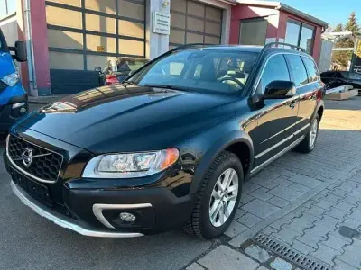 Gebraucht Volvo XC70 Summum 215 PS (158 kW) 2015 Schwarz SUV
