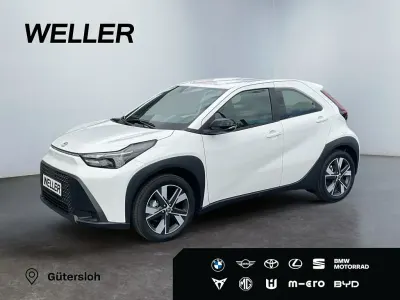 Neu Toyota Aygo X Active 116 PS (85 kW) 2026 Super white SUV