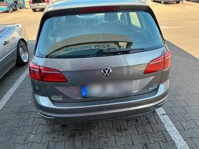 Gebraucht 2014 VW Golf Sportsvan Van / Kleinbus | 8.790 € (Fairer Preis)