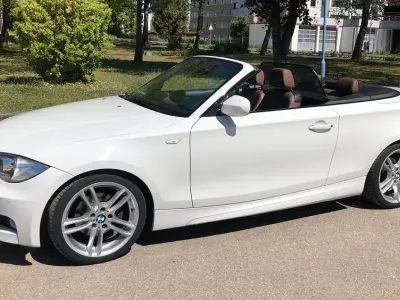 Gebraucht BMW 120 Cabriolet M Sport 170 PS (125 kW) 2011 Weiß Cabrio