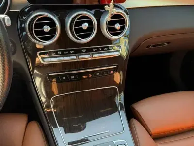 Gebraucht Mercedes GLC300 200 PS (147 kW) 2021 Blau SUV