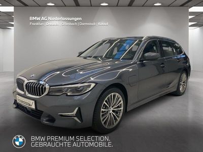 BMW 330e