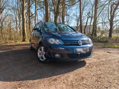 Gebraucht VW Golf VII 122 PS (89 kW) 2014 Blau Limousine