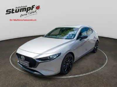 Neu Mazda 3 Homura-Line 140 PS (102 kW) 2026 Platinum quartz Limousine