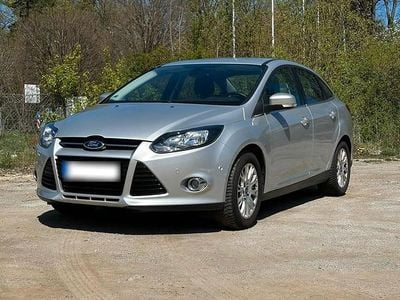 Second-hand Ford Focus 150 CP (110 kW) 2011 Argintiu Berlinǎ