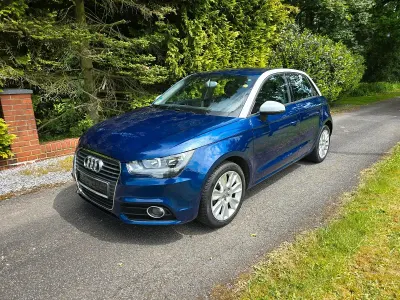 Gebraucht Audi A1 Sportback 90 PS (66 kW) 2015 Blau Kleinwagen
