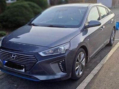 Gebraucht Hyundai Ioniq Premium 141 PS (103 kW) 2019 Grau Kleinwagen