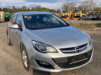 Occasion Opel Astra 131 ch (96 kW) 2014 Argent Break