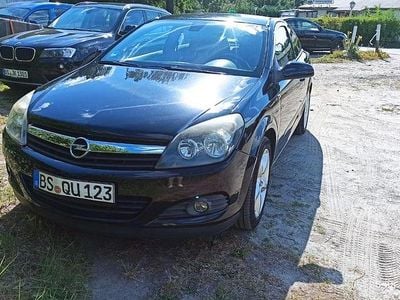 Opel Astra GTC