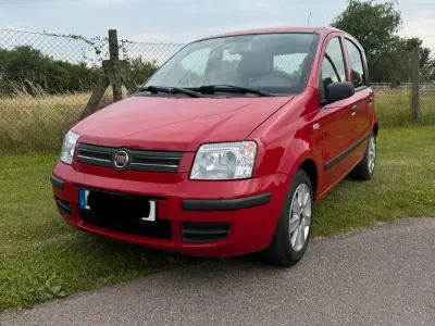 Gebraucht Fiat Panda 60 PS (44 kW) 2009 Rot Kleinwagen
