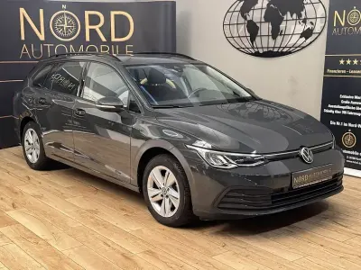 Gebraucht VW Golf VIII Life 116 PS (85 kW) 2023 Uranograu Kombi