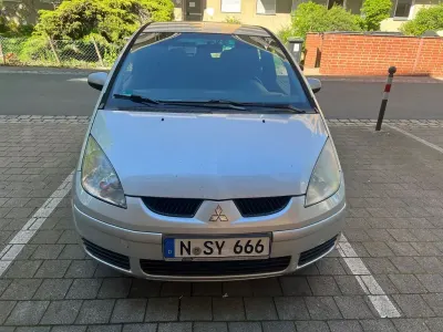 Gebraucht Mitsubishi Colt Inform 95 PS (69 kW) 2005 Silber Kleinwagen