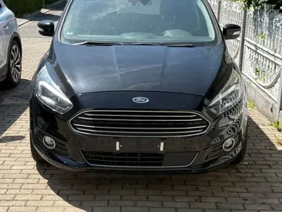 Gebraucht Ford S-MAX Titanium 179 PS (131 kW) 2016 Schwarz Van / Kleinbus