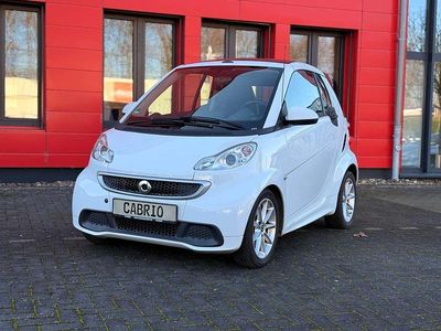 Weiß Gebraucht 2012 Smart ForTwo Cabrio Passion Cabrio | 7.499 € (Etwas zu teuer)