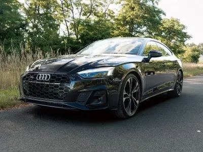 Gebraucht Audi A5 Sportback S-Line 204 PS (150 kW) 2021 Schwarz Kleinwagen