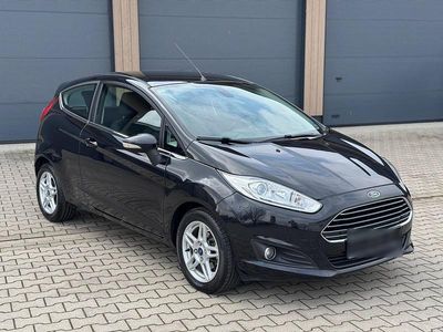 Gebraucht Ford Fiesta 75 PS (55 kW) 2013 Schwarz Kleinwagen