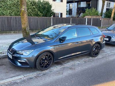 gebraucht Cupra Leon 300 4Drive 380PS 500 NM Sportsitze BEATS TOP!!