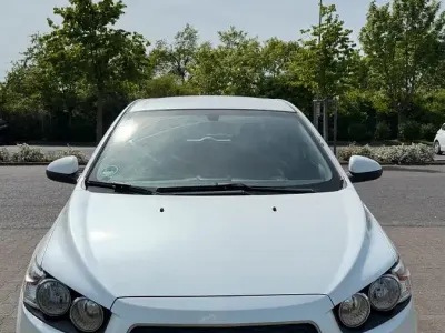 Usata Chevrolet Aveo 2013 Bianco Utilitaria