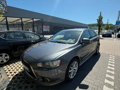 Gebraucht Mitsubishi Lancer 180 PS (132 kW) 2010 Grau Kleinwagen