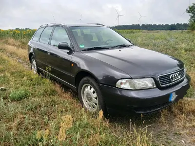 Gebraucht Audi A4 150 PS (110 kW) 1998 Violet Kombi