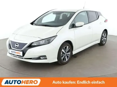 Gebraucht Nissan Leaf Acenta 110 kW (150 PS) 2022 Weiß Kleinwagen