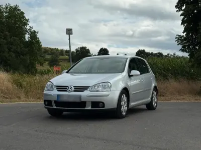 Gebraucht VW Golf VI 105 PS (77 kW) 2008 Silber Kleinwagen