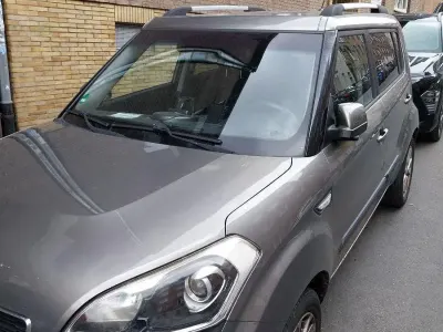 Gebraucht Kia Soul Edition 7 140 PS (102 kW) 2012 Silber SUV