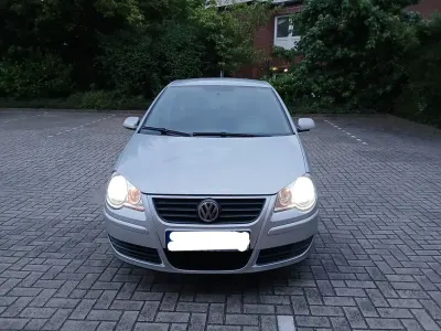 Gebraucht VW Polo 80 PS (58 kW) 2005 Silber Limousine