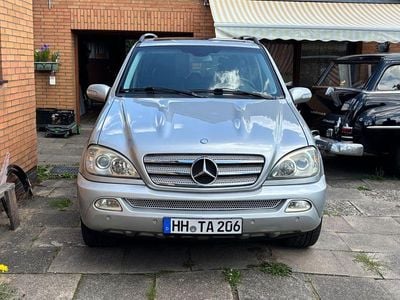Mercedes ML270