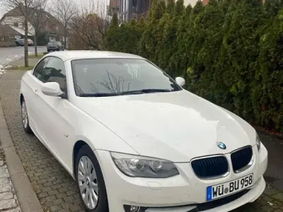 Gebraucht BMW 320 Cabriolet 175 PS (128 kW) 2013 Weiß Cabrio