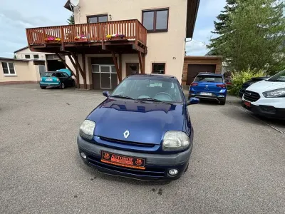 Gebraucht Renault Clio 58 PS (42 kW) 1998 Blau Kleinwagen