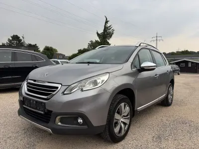 Gebraucht Peugeot 2008 Allure 120 PS (88 kW) 2014 Grau SUV