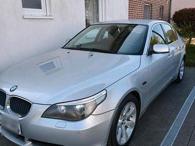 BMW 525