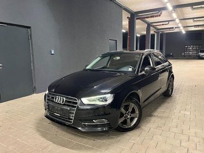Gebraucht Audi A3 Ambiente 105 PS (77 kW) 2014 Schwarz Limousine