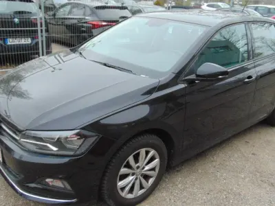 Gebraucht VW Polo Highline 95 PS (69 kW) 2018 Schwarz Kleinwagen